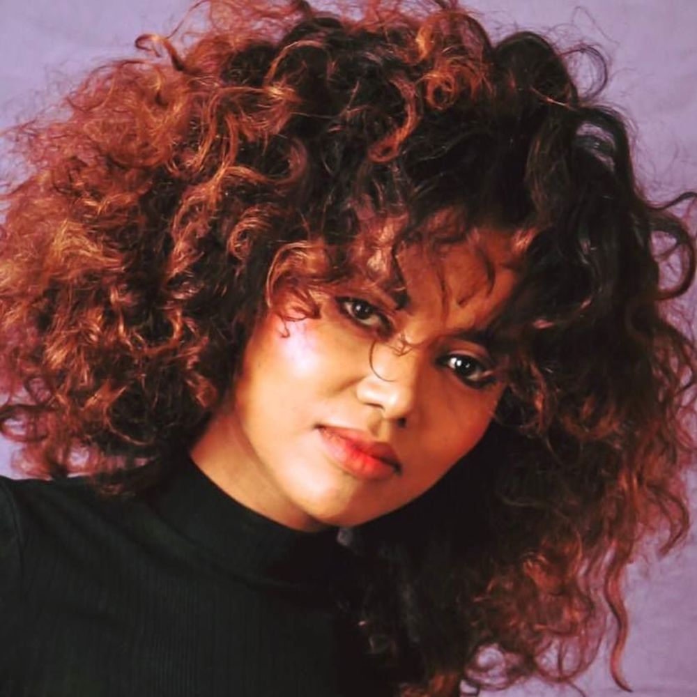 Meet your Posher, Yemi